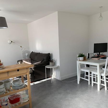Bright, Chilled Ensuite Db Room In A Shared Flat! 伦敦 外观 照片