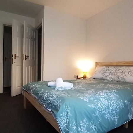 Bright, Chilled Ensuite Db Room In A Shared Flat! 伦敦 外观 照片